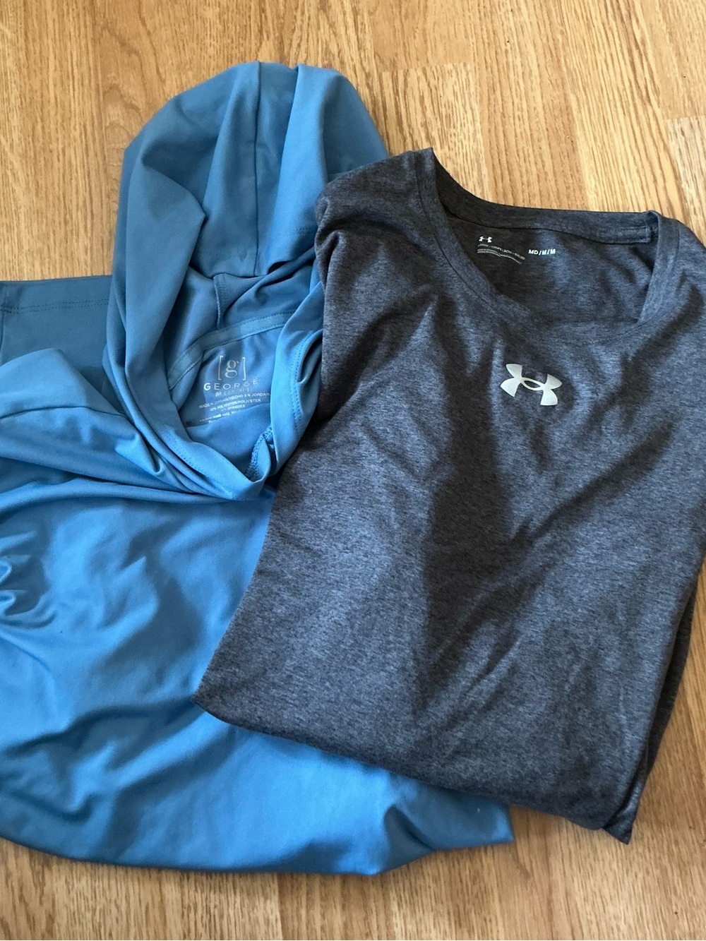 Set Of Two Men’s Long Sleeve Shirts - Size Medium - Under Armour/ [G] George